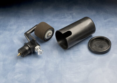 Assembly made up of both metal and plastics parts